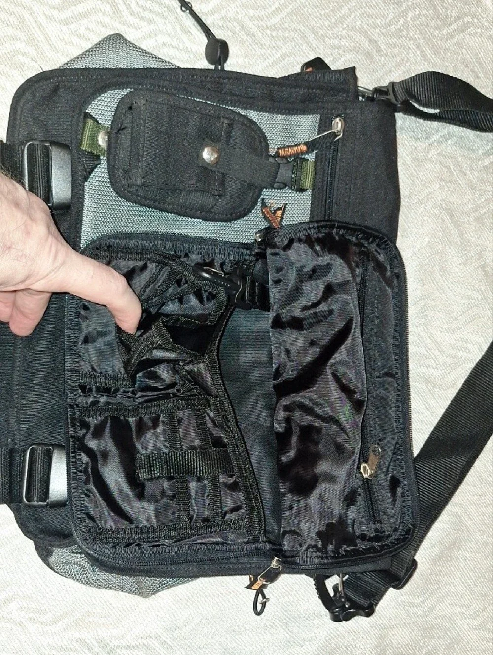 ESPIRIT Black and Gray Men's Messenger Bag with Utility Pouch